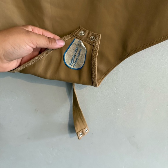 Good American Scuba Modern Bodysuit T-shirt Pecan NWOT - Picture 7 of 9